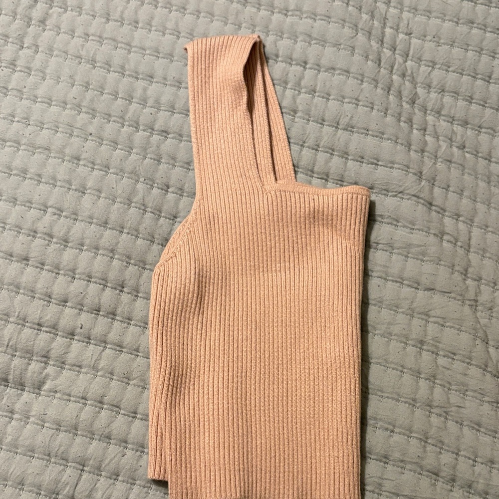 Amazon Ribbed Beige Tank Top - Picture 2 of 3